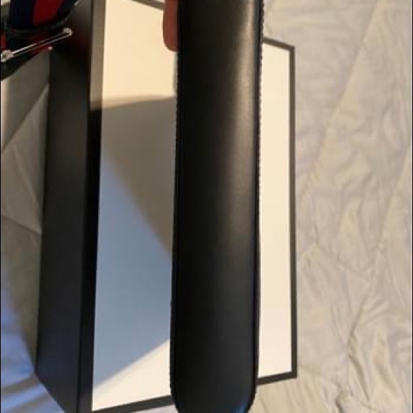 Gucci Messenger Bag - Picture 6 of 9